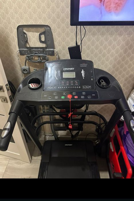 Продам беговую дорожку