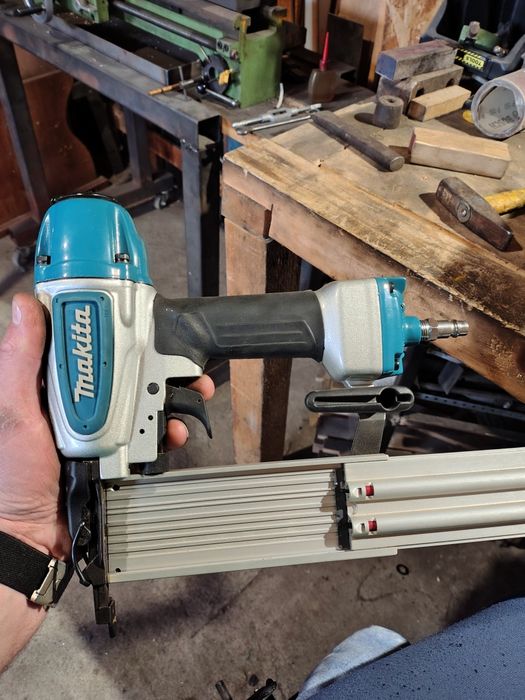 Vand Makita AF506
