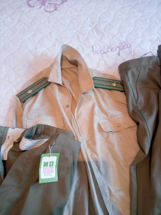 Военни дрехи ,от едно време