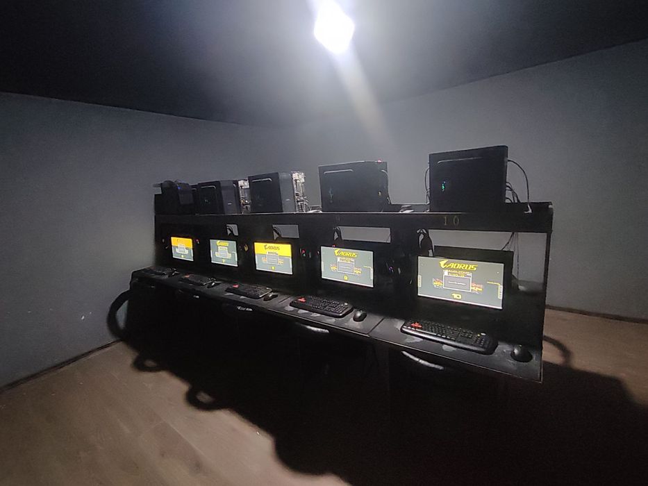 Игровой клуб сотилади