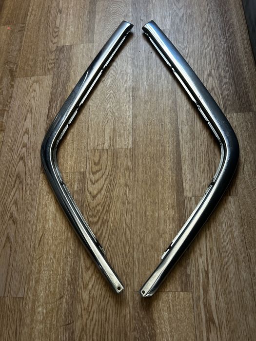 Накладка переднего бампера Mercedes-Benz C-Class W202