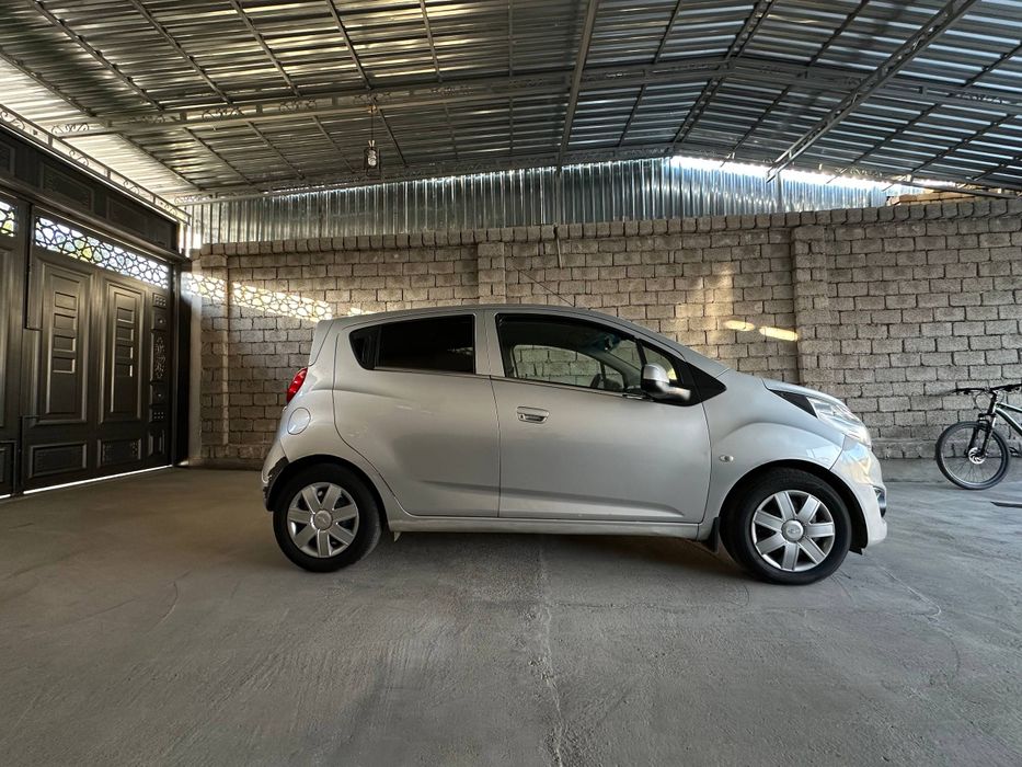 Spark серый 2015