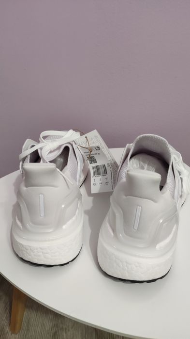 Нови мъжки маратонки Adidas Ultraboost 20 номер 42