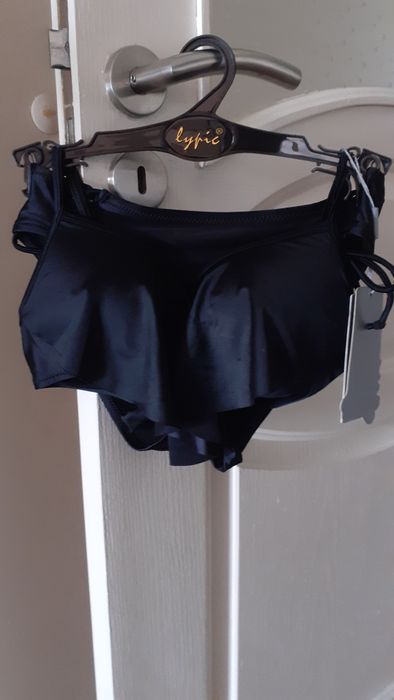 Бански костюми нови