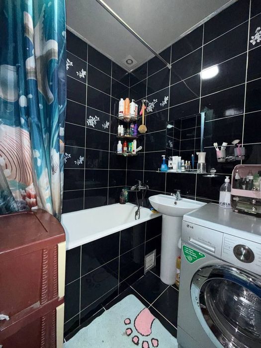 Чаланзар Пионерская срочно Квартира Высокопотолочка 3/3/4 неТорец