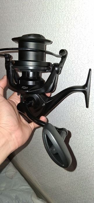 3 Броя Нови макари 14000 Black edition  17+1 лагера
Касти