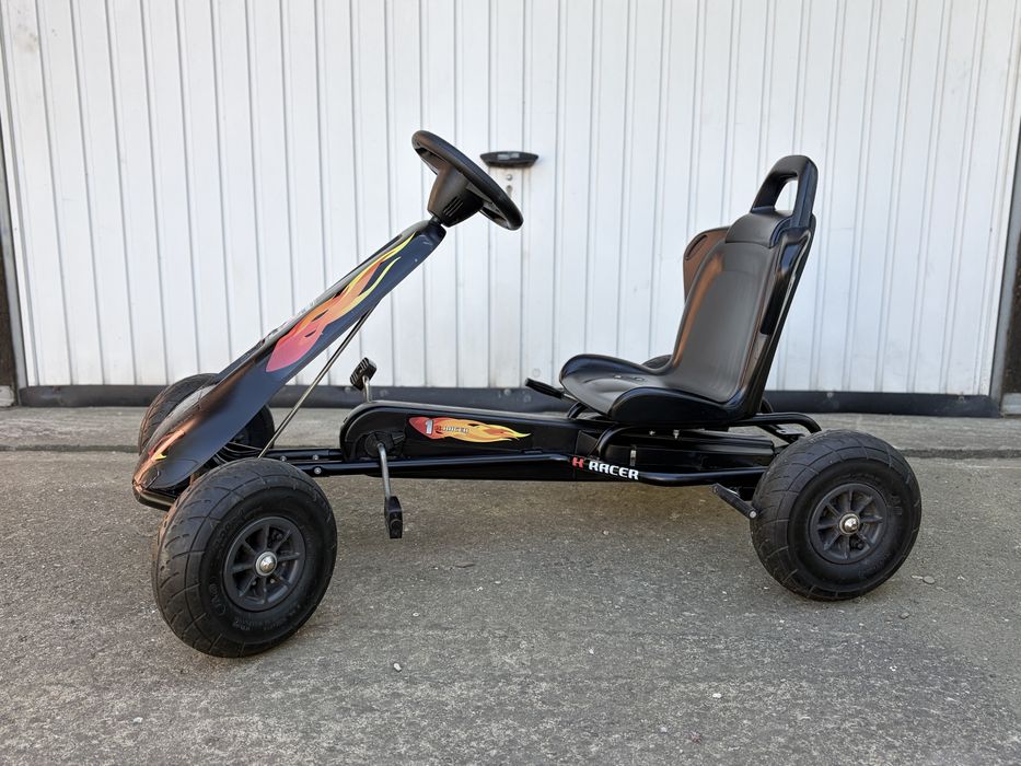 Kart cu pedale / Masina cu pedale