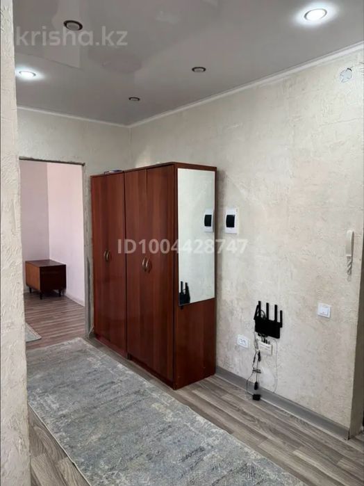 Квартира бир кыз керек