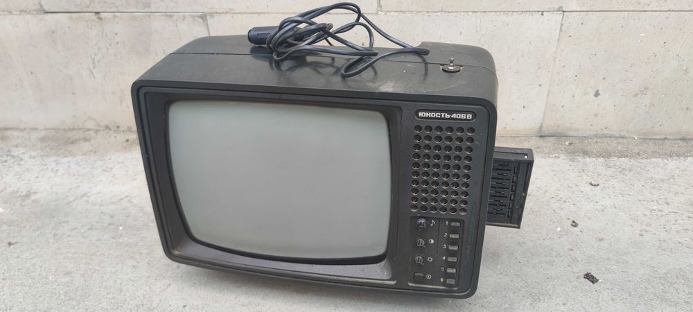 Телевизор Юнасть 406 B