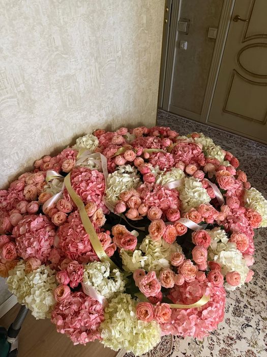 Шикарный букет цветов