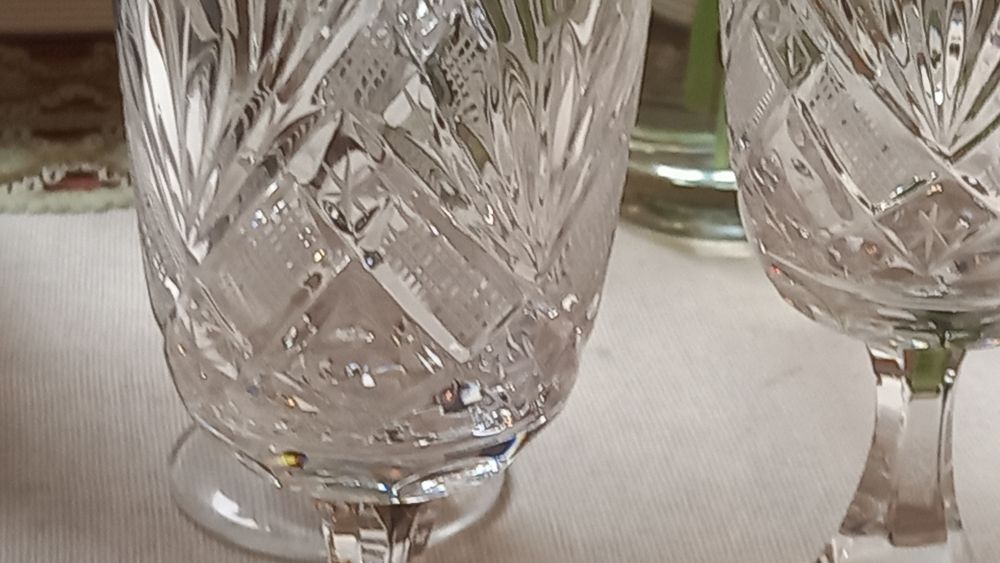 Vand set 5 pahare cristal masiv Bohemia noi nefolosite cu picior