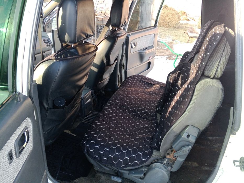 Mitsubishi space wagon