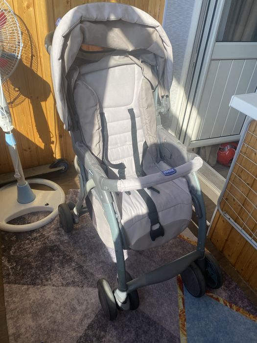 Продам коляску в хорошем состояний.