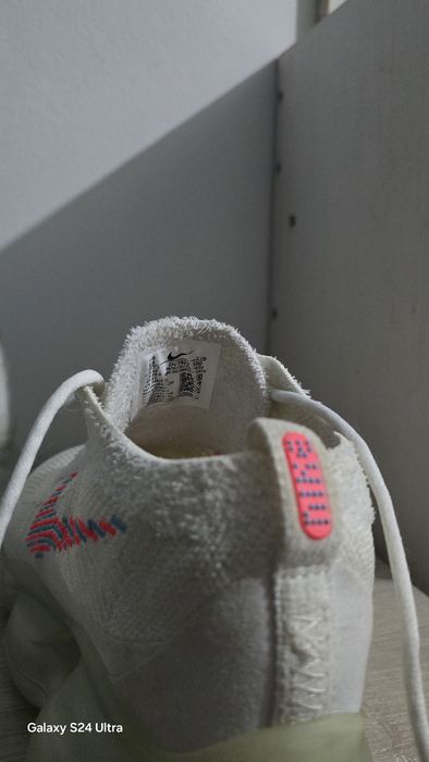 Adidai nike mărimea 42