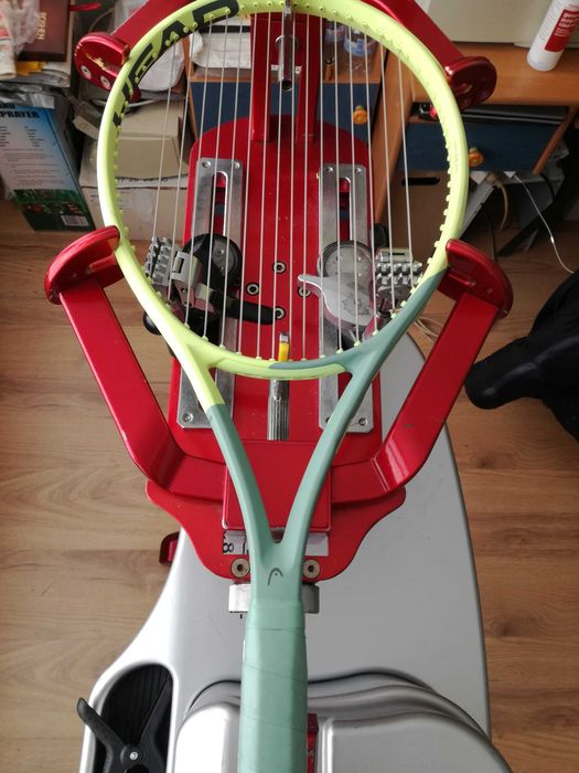 Наплитане на тенис ракети Пловдив