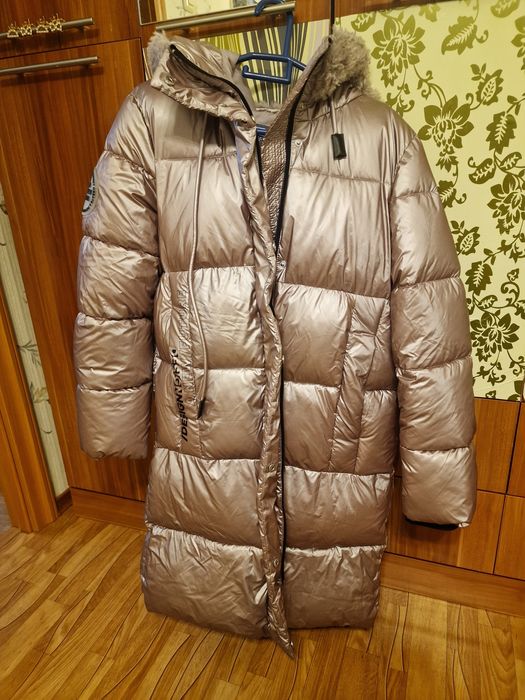 Пуховик зимний  тёплый