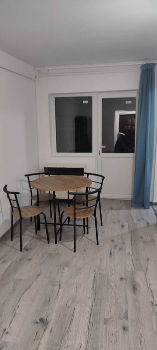 Apartament cu o camera/garsoniera de închiriat