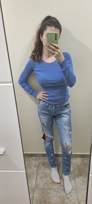 Комплекти женски дрехи