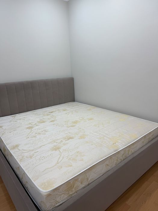 Продам матрас рзамером 2*1,8