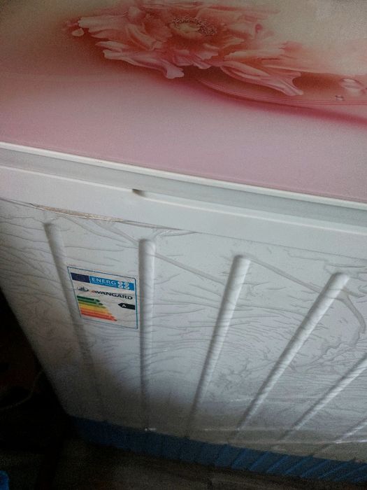 Продажа стильная стиральная машинка Avangard . 9 kg