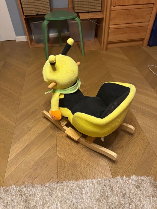 Albinuță balansoar