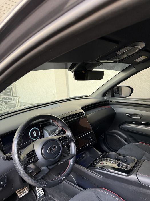 Hyundai tucson 2,5 L  Nline zavod navarotli pozitsa bez lyuk chiqgan