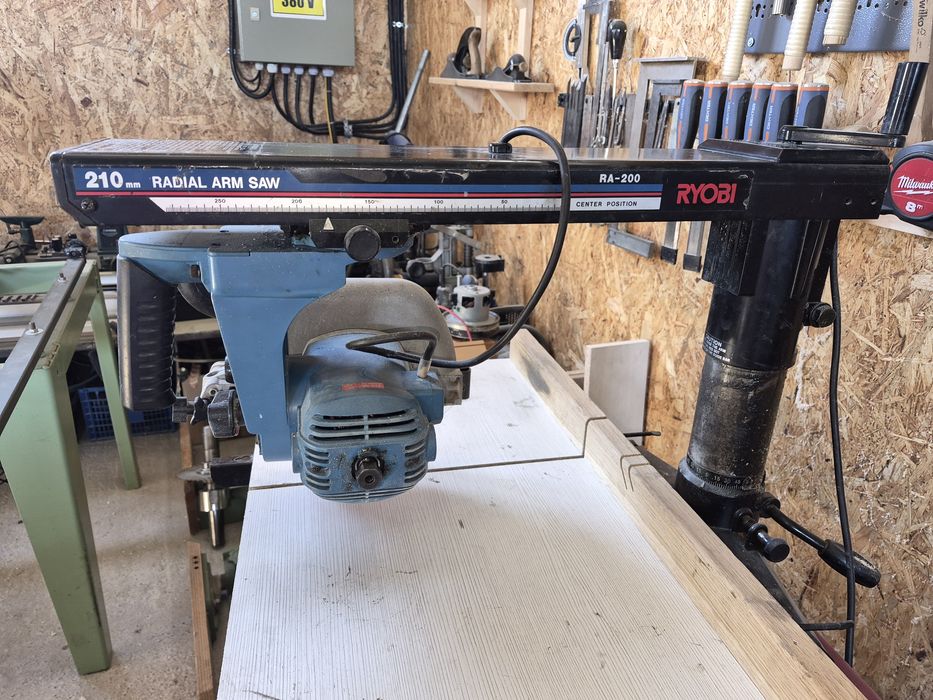 Circular radial Ryobi