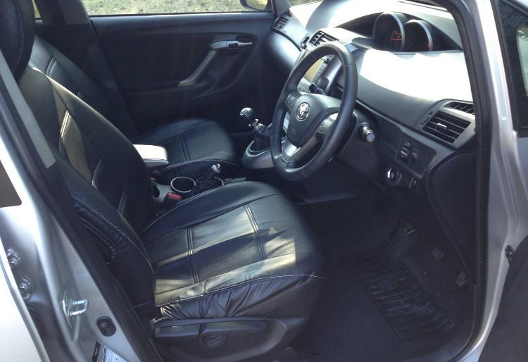 Тойота Bерсо /Toyota Verso 2.0d4d 126кс 09-12г