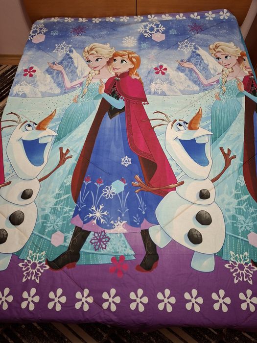 Frozen Елза и Ана комплект - завивка и чаршаф за приста