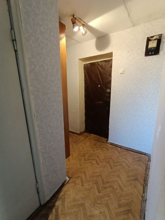 Продам 2-х ком.квартиру