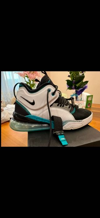 Nike Air Force 270 кецове (Черно/Бяло/Тюркоаз) - № 44.5