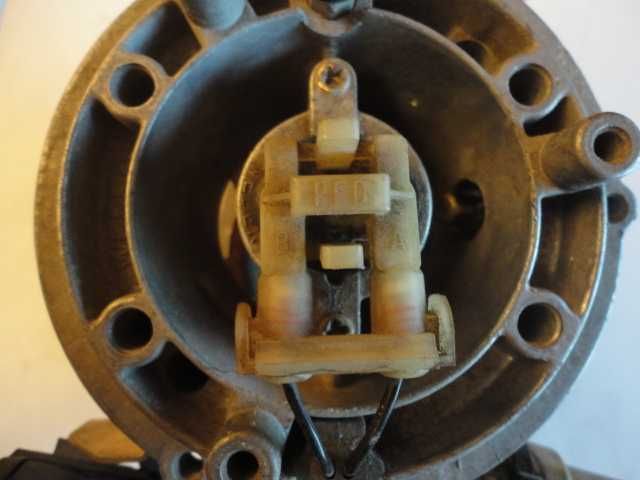 моно инжекцион WEBER 89-BF-AF  89BF9C973AF  6837870- 190 лв.