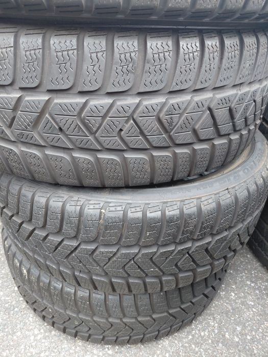 205/40/18" Pirelli 4бр.гуми