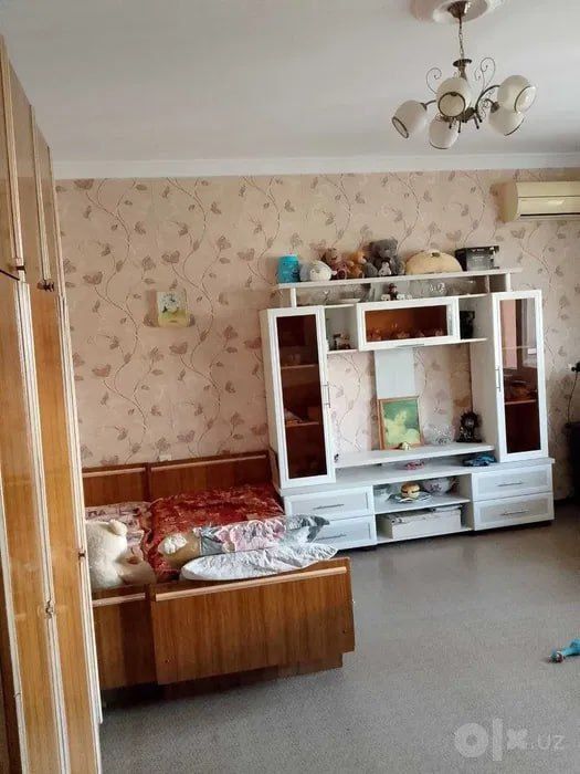 Юнусабад 14 метро Туркестан 2/4/9 раздельная, общ корридор 58м²