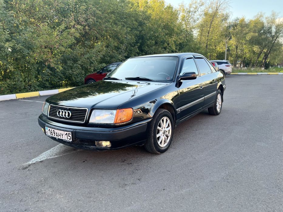 Продам Audi 100 C4
