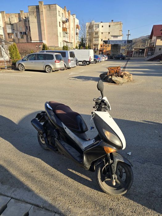 Scuter yamaha maxter 180