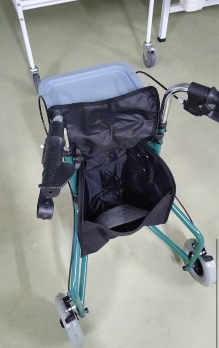 Ходунки на колесах