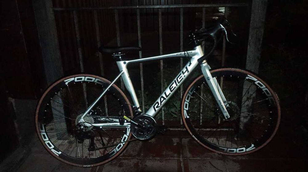 Велосипед Шоссейный Raleigh