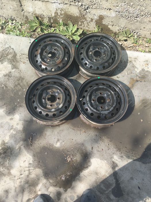 Телевизор на гольф 3