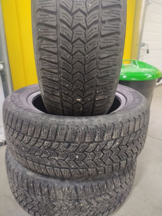 Продам 215/55/16