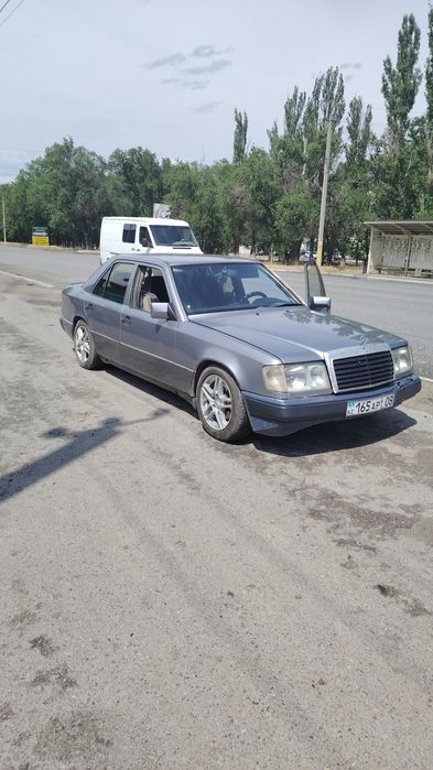 Продам мерс 124. В хорошем состоянии.