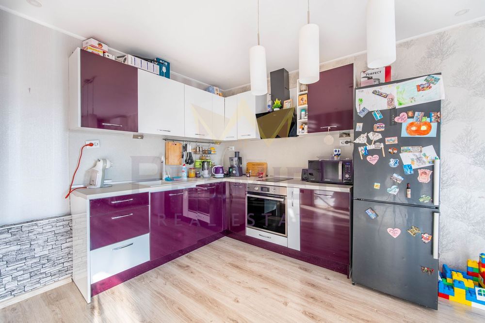 Продава се Тристаен апартамент в Варна, Чайка - 65 кв.м за 3385 €/кв.м - Снимка #1