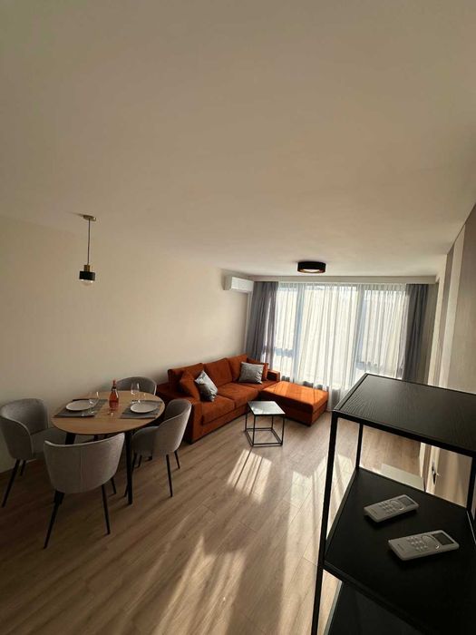 Дава се под наем Двустаен апартамент в София, Кръстова вада - 72 кв.м за 825 € - Снимка #1