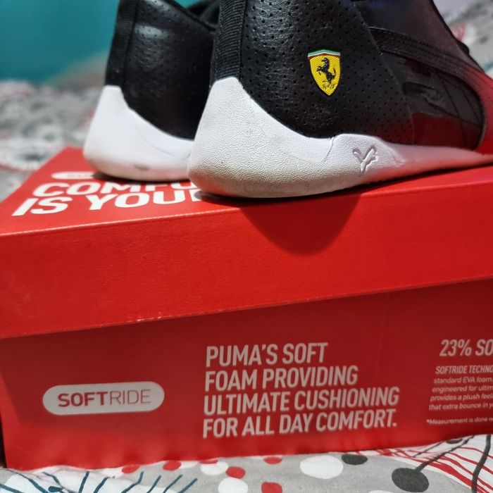 Adidasi Puma Ferrari