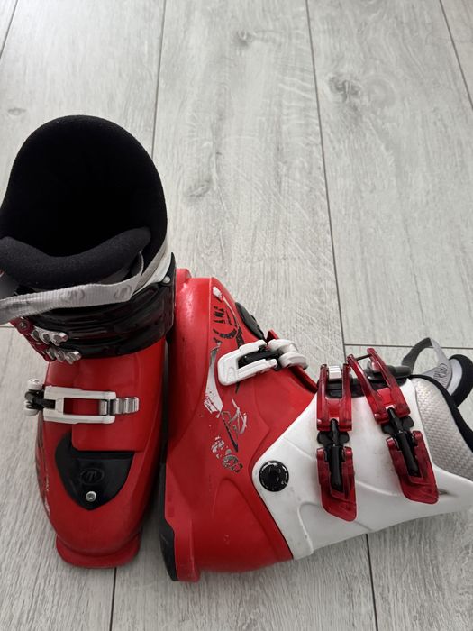 Vand clapari schi copii marimea 30