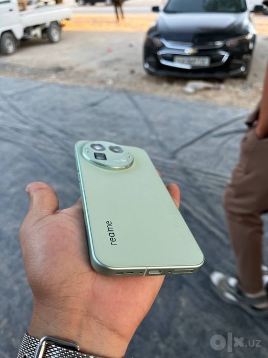 Realme gt 8 pro ideal karobka+zaryadnik bor