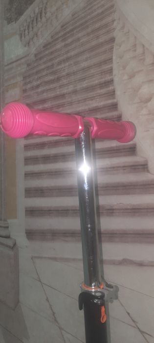 Самокат трехколесный