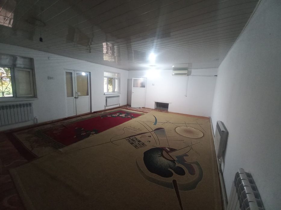 Екі бөлмелі жер үй (времянка) жалға беріледі!