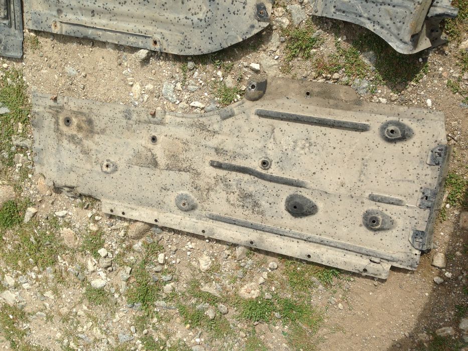 Кора двигател подкалник кори скорости изолаци БМВ Е90 е91 е92 е93