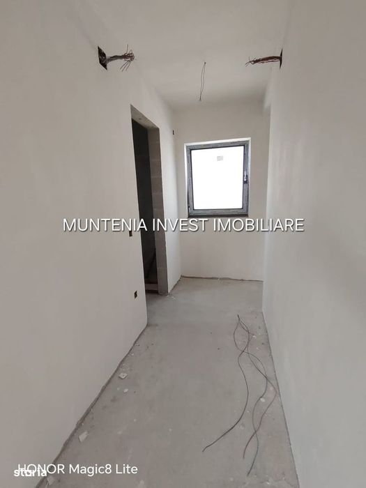 Casă de vânzare P+1, teren 308 mp ,zona Smeura